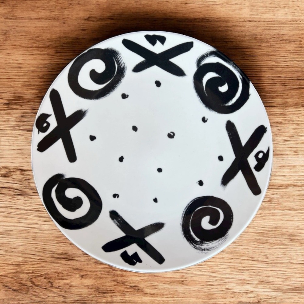 Mikasa Reggae DW102 11" Dinner Plate Japan Black White Abstract Swirl X‎ O 90's